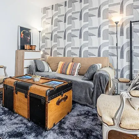 Apartamento La Casa De La Smala *